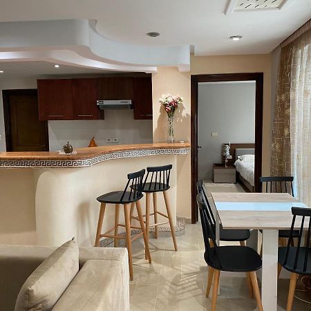 Lac Palace Luxury Apartment-2 Bdr 突尼斯 外观 照片