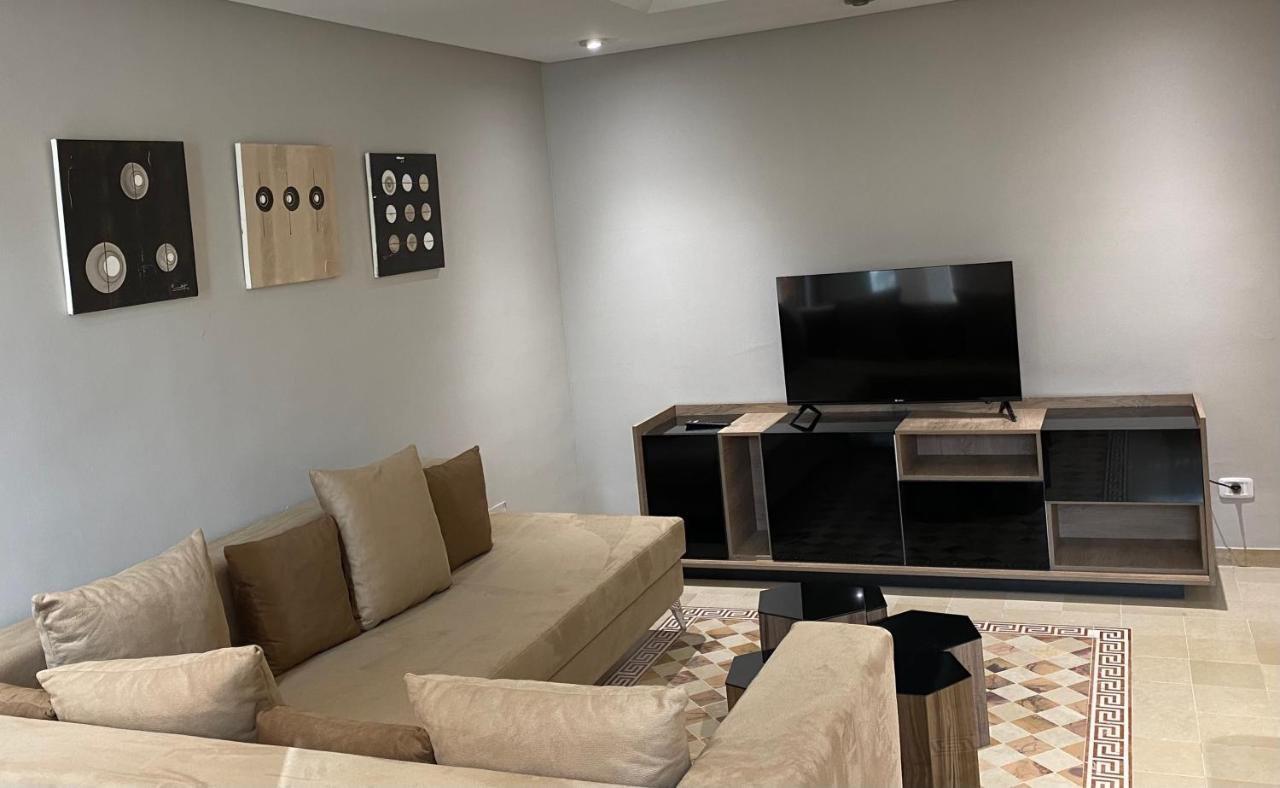 Lac Palace Luxury Apartment-2 Bdr 突尼斯 外观 照片